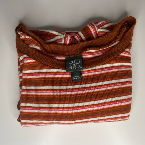 WILD FABLE Size medium cropped, ribbed , stripe baby shirt - Picture 2 of 2